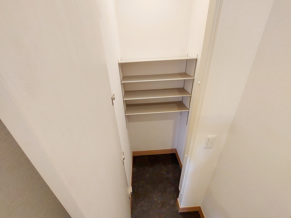 シューズボックス