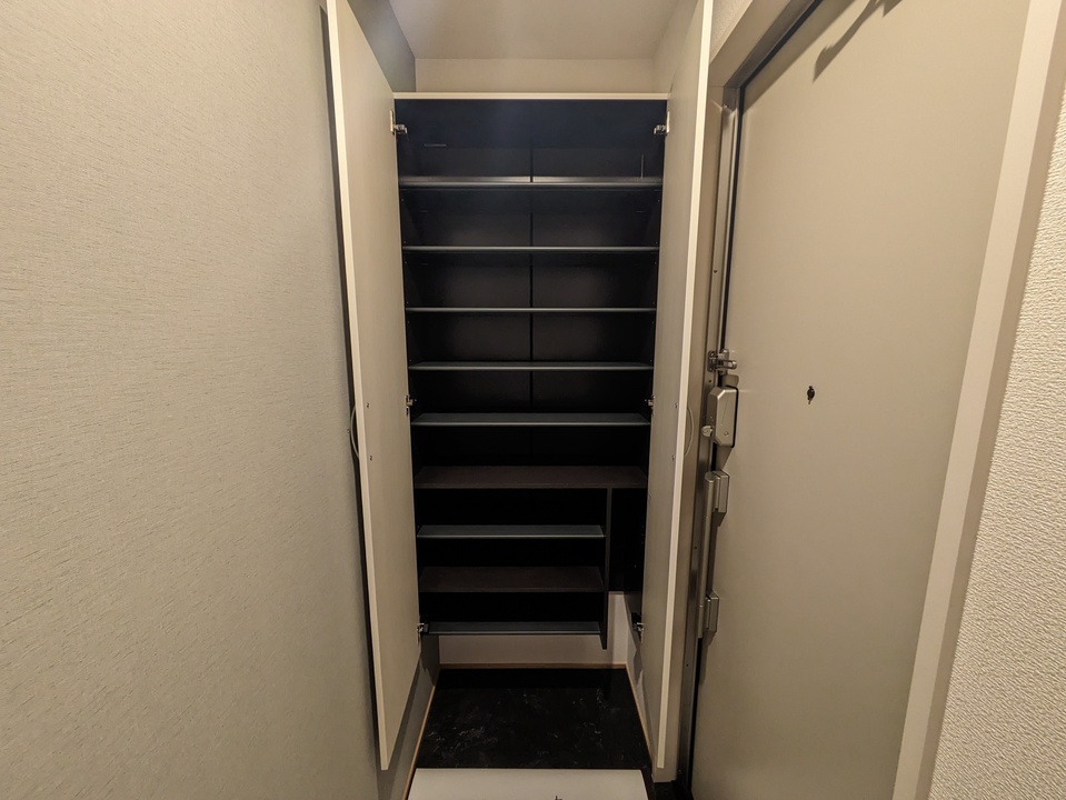 シューズボックス