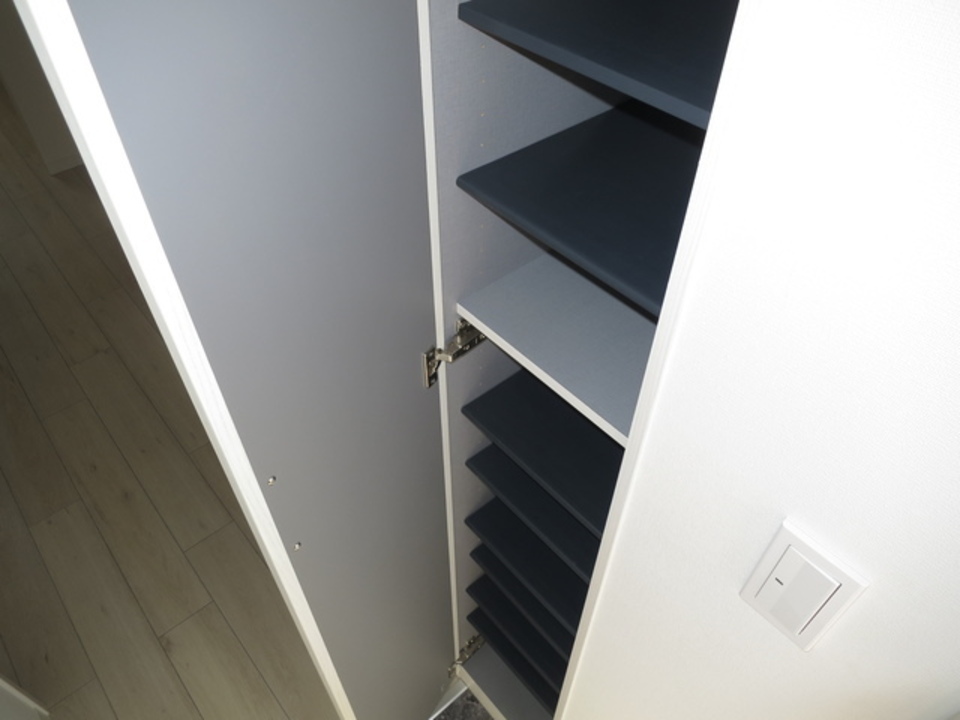 シューズボックス