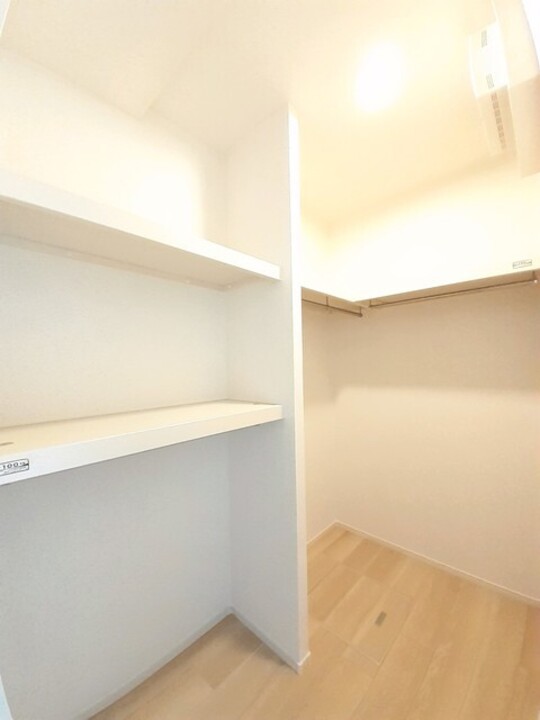 ウォークスルークローゼット