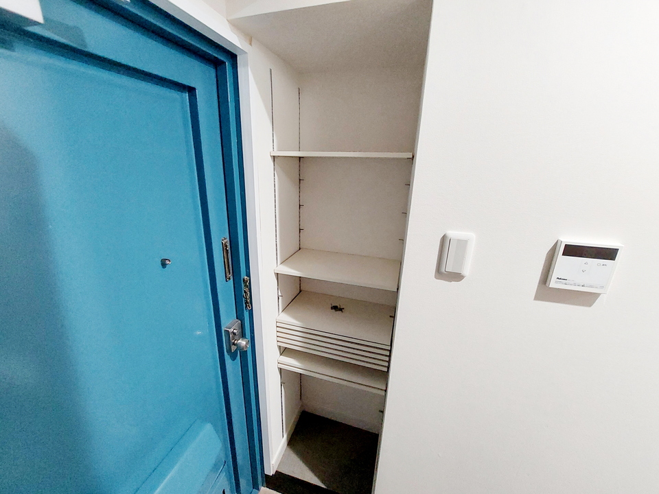 シューズボックス