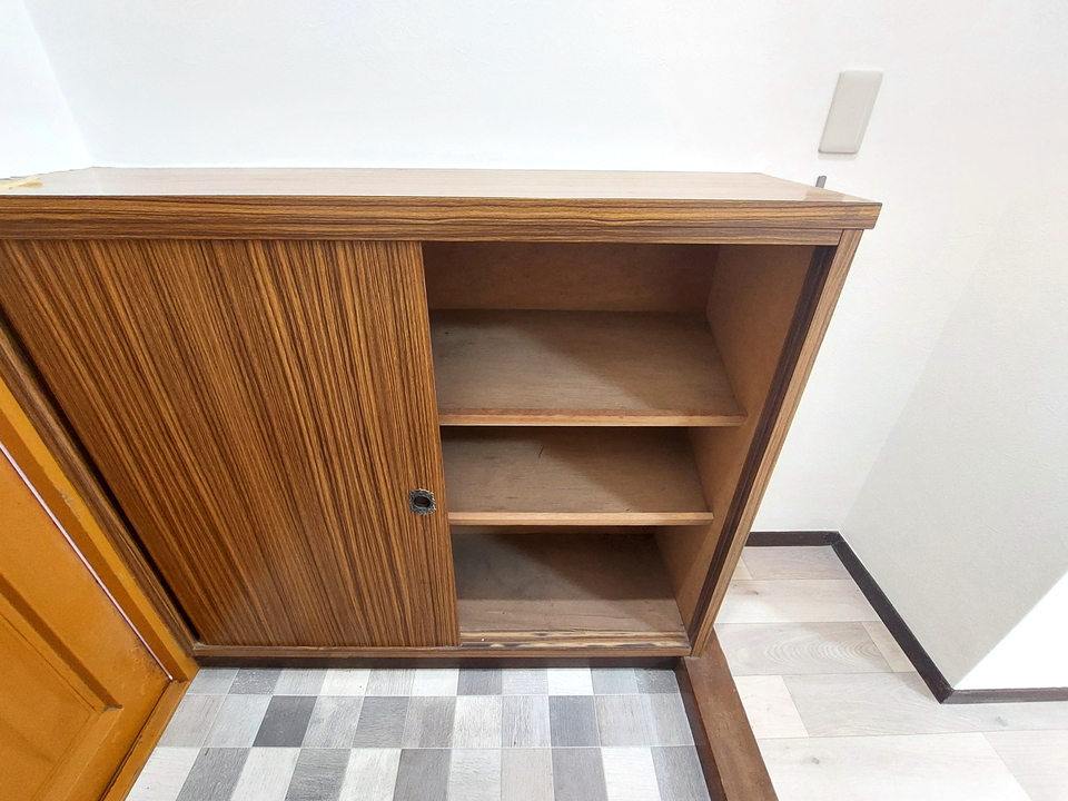 シューズボックス