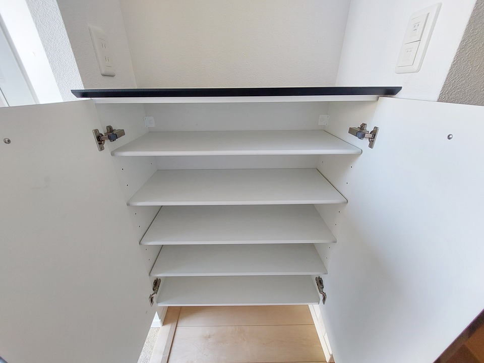 シューズボックス