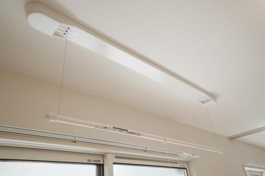 室内物干しユニット