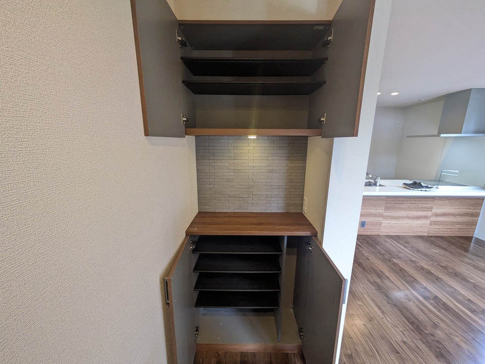 シューズボックス