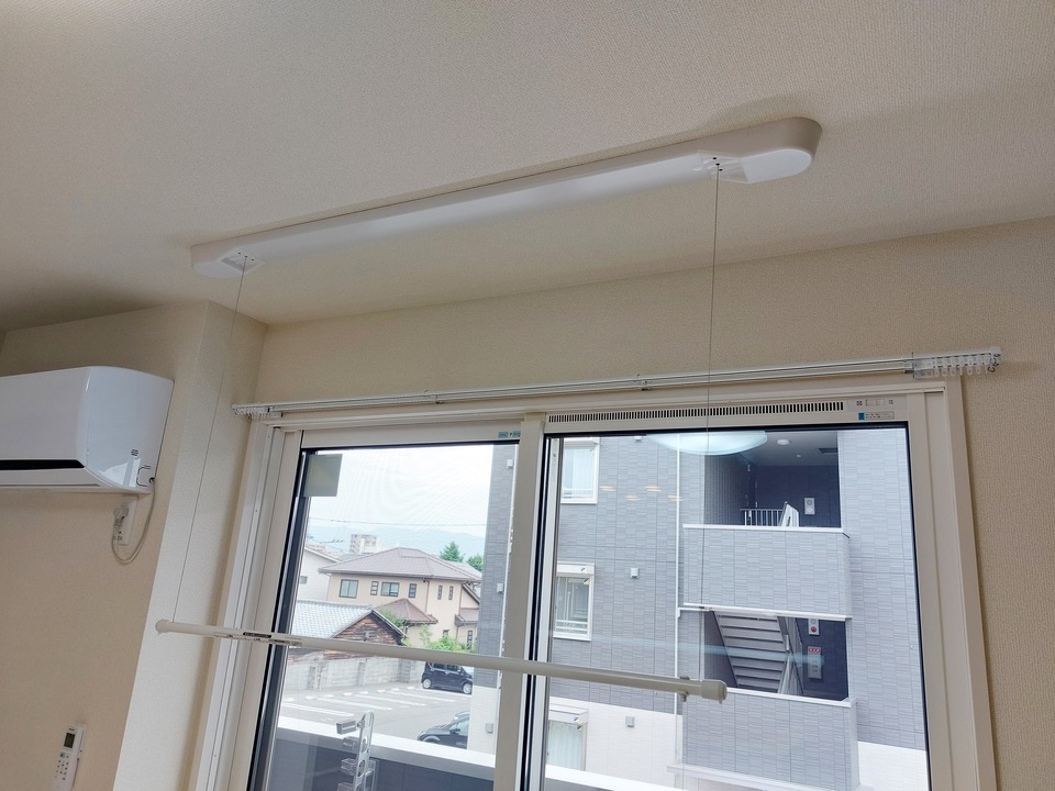 室内物干しユニット