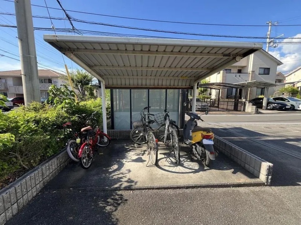 駐輪場