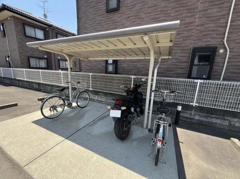駐輪場