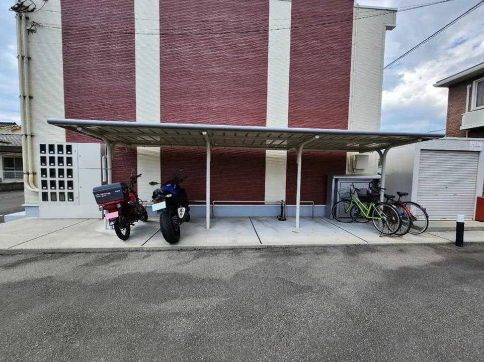 駐輪場