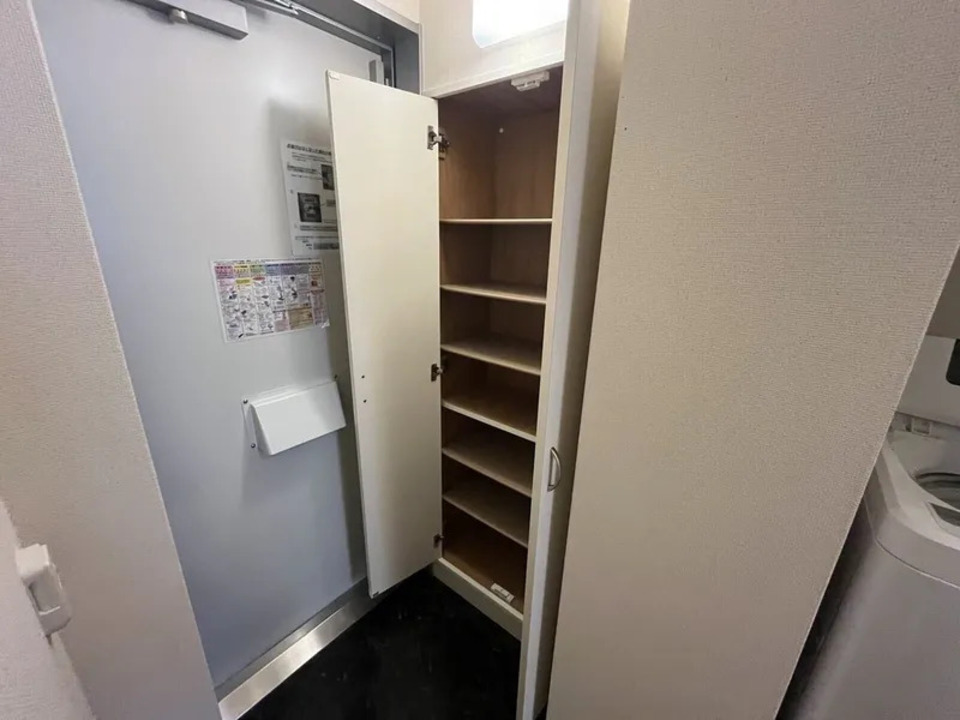 シューズボックス