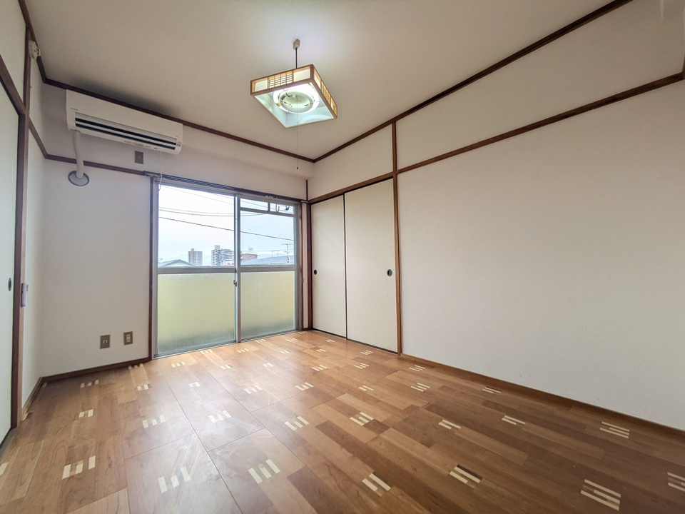 洋室（南東側）