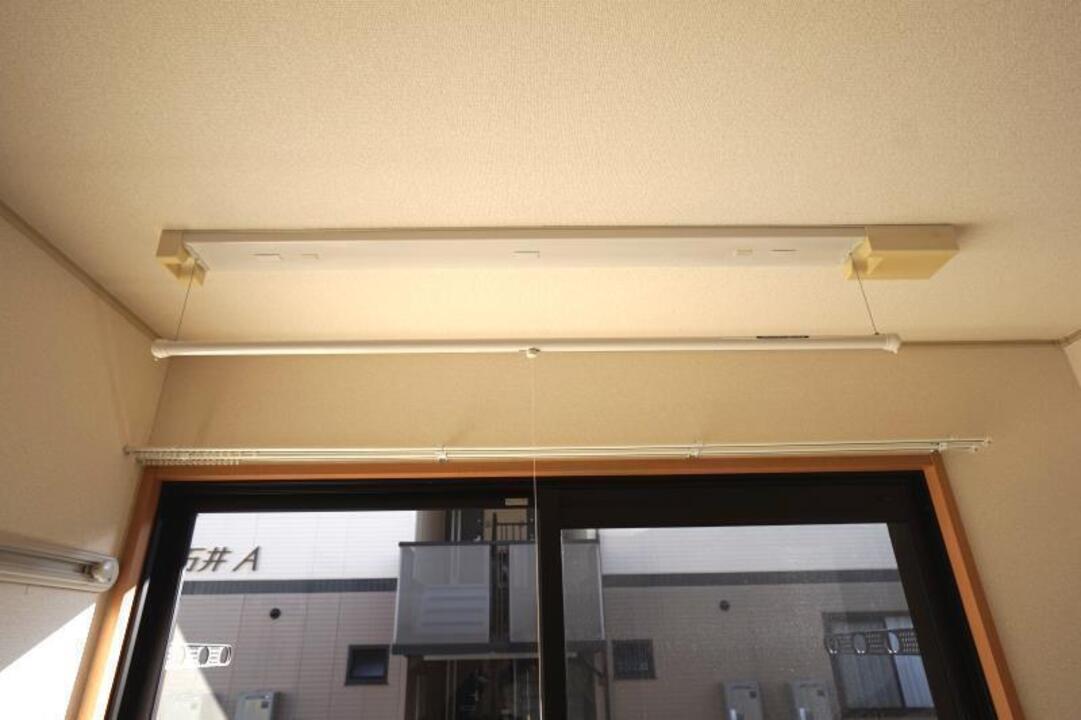 室内物干しユニット