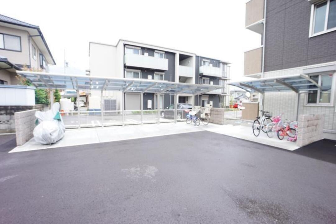 駐輪場
