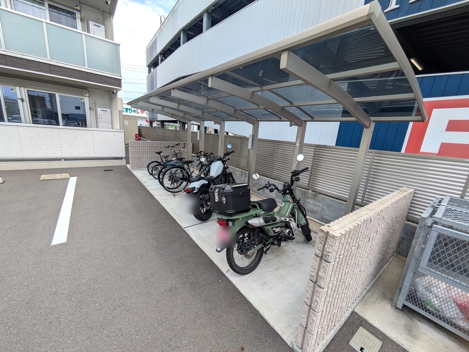 駐輪場