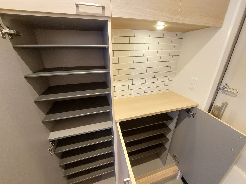 シューズボックス