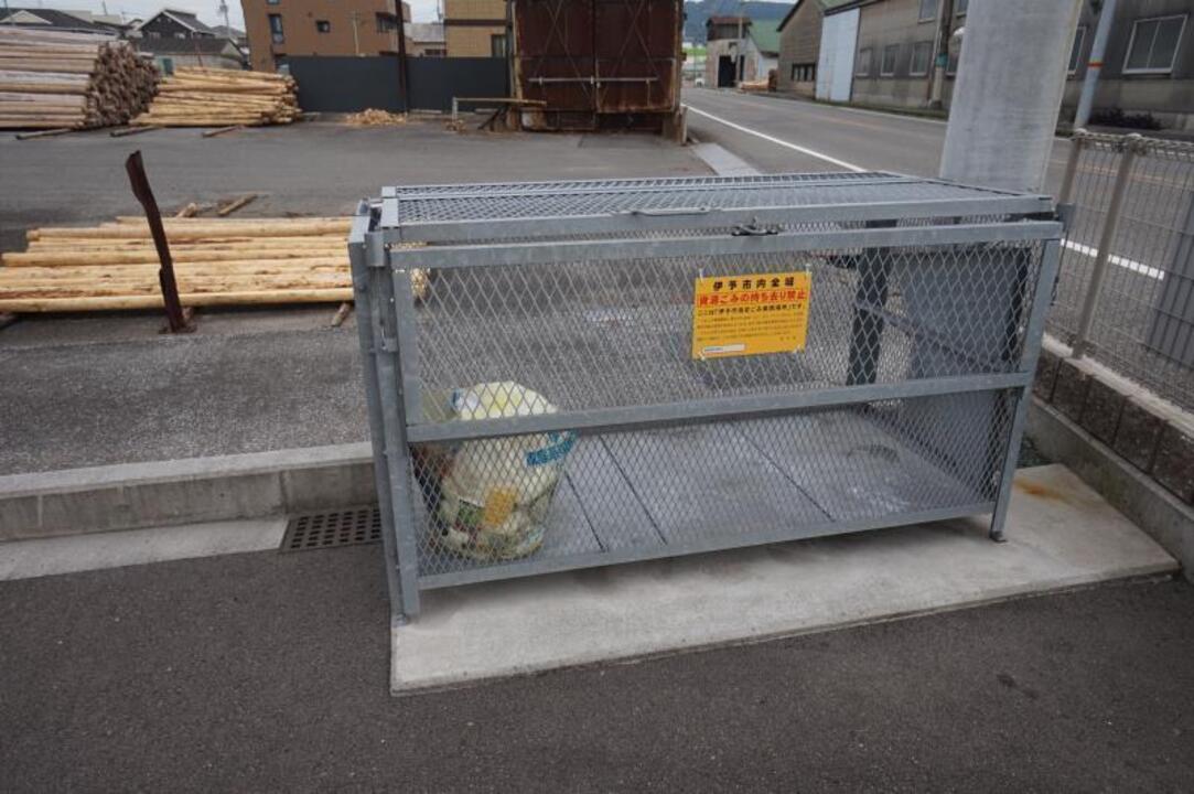 ゴミステーション