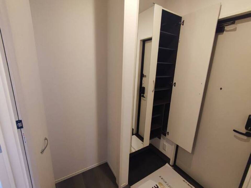 シューズボックス