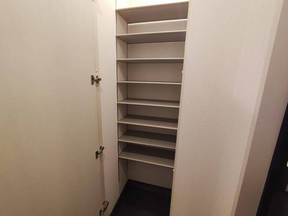 シューズボックス