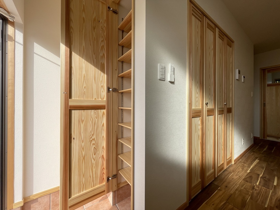 シューズボックス