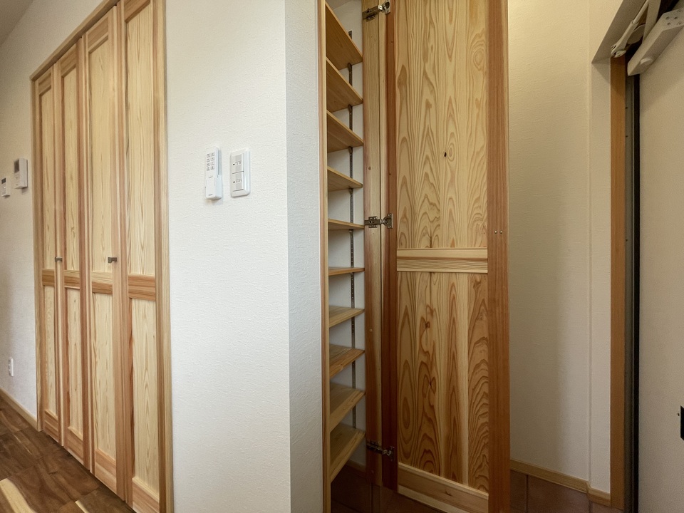 シューズボックス