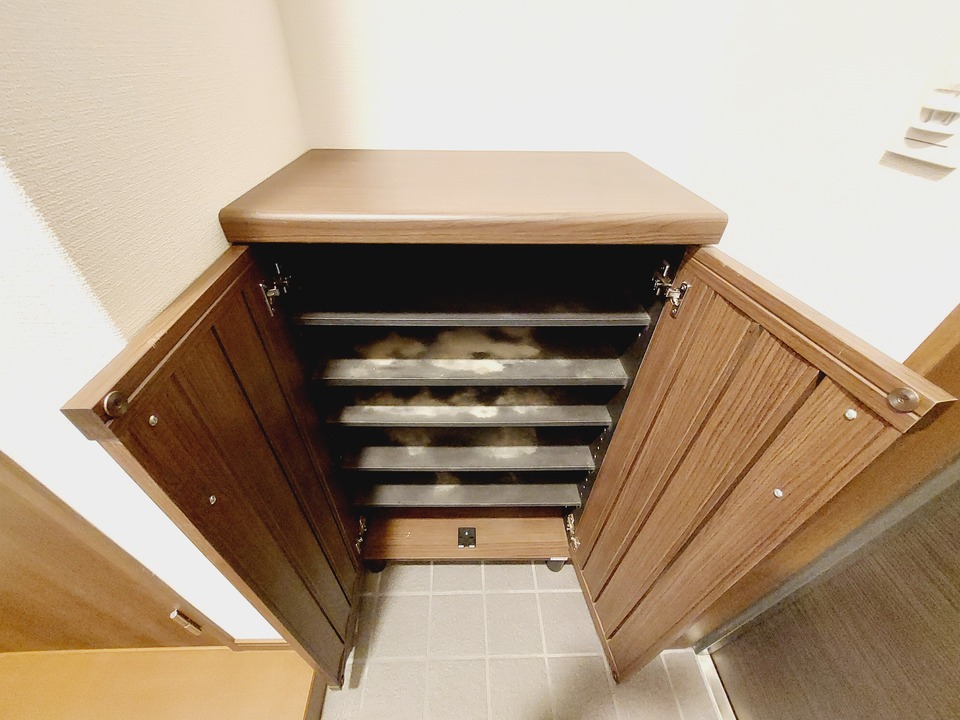 シューズボックス