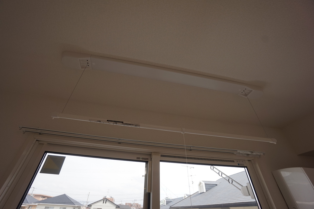 室内物干しユニット