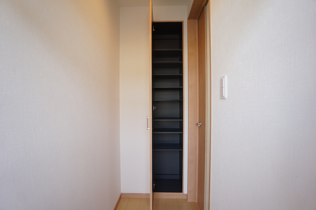 シューズボックス