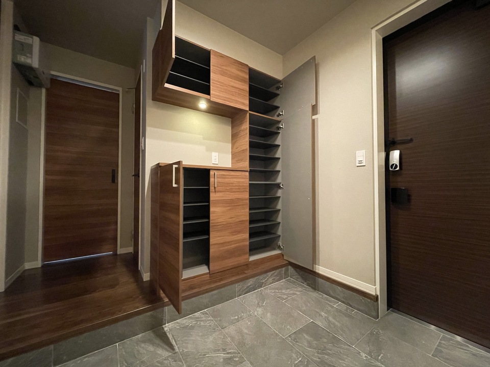 シューズボックス