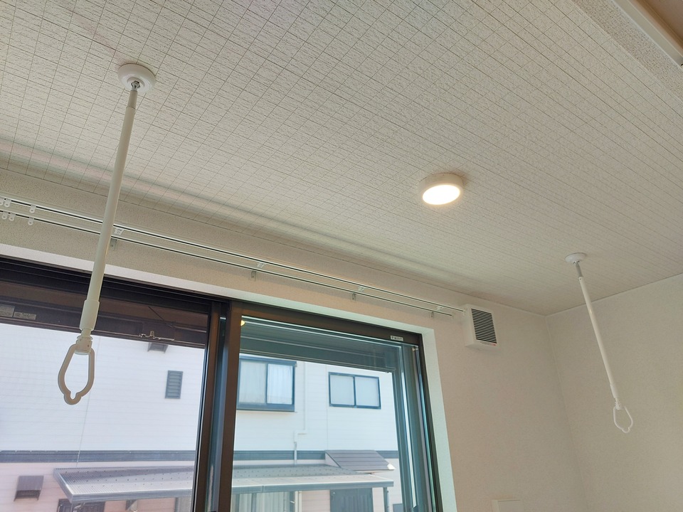 室内物干しユニット