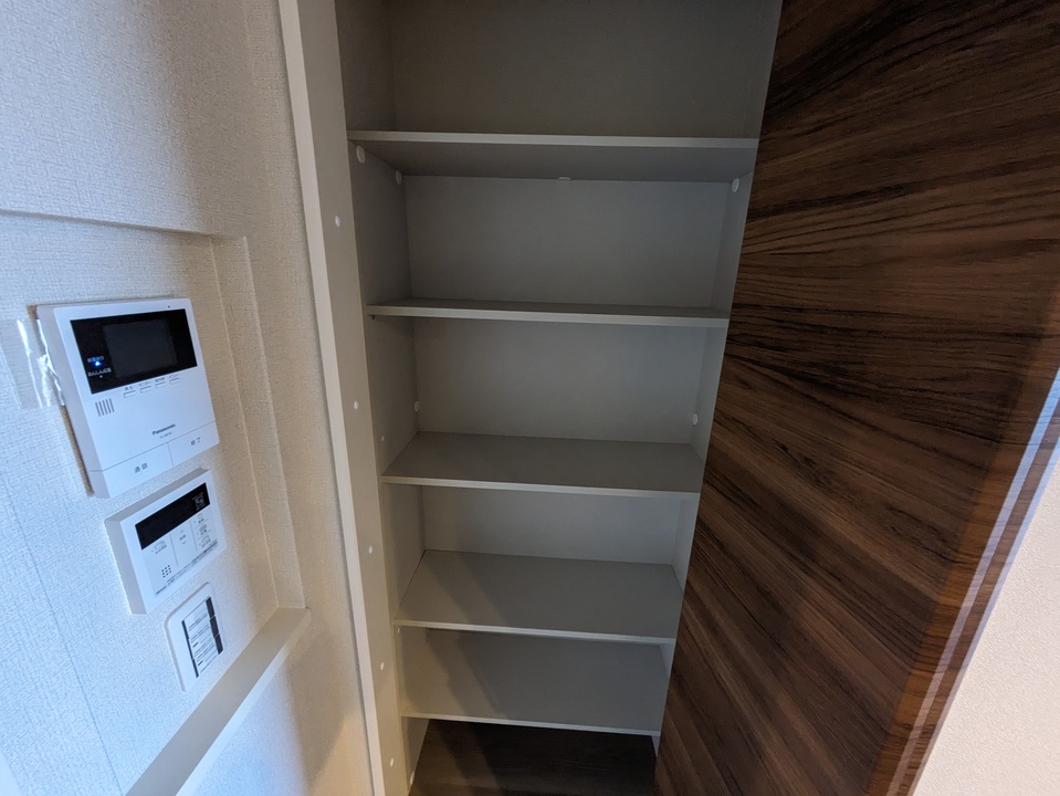 収納（リビング）