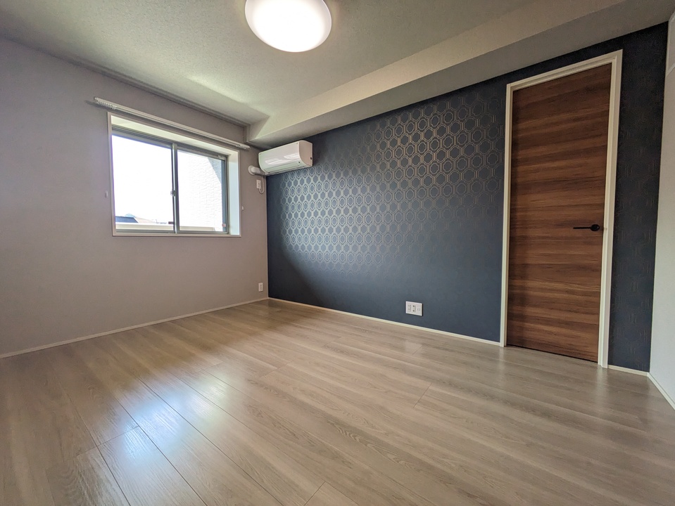 洋室6.7帖