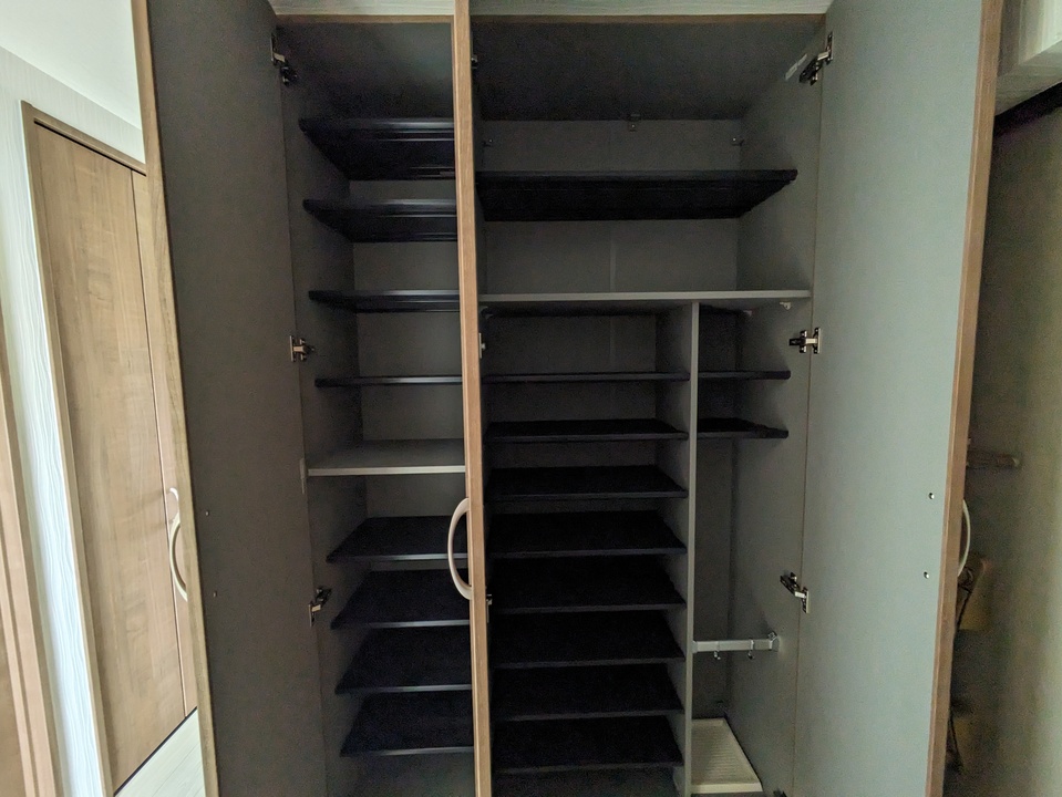 シューズボックス