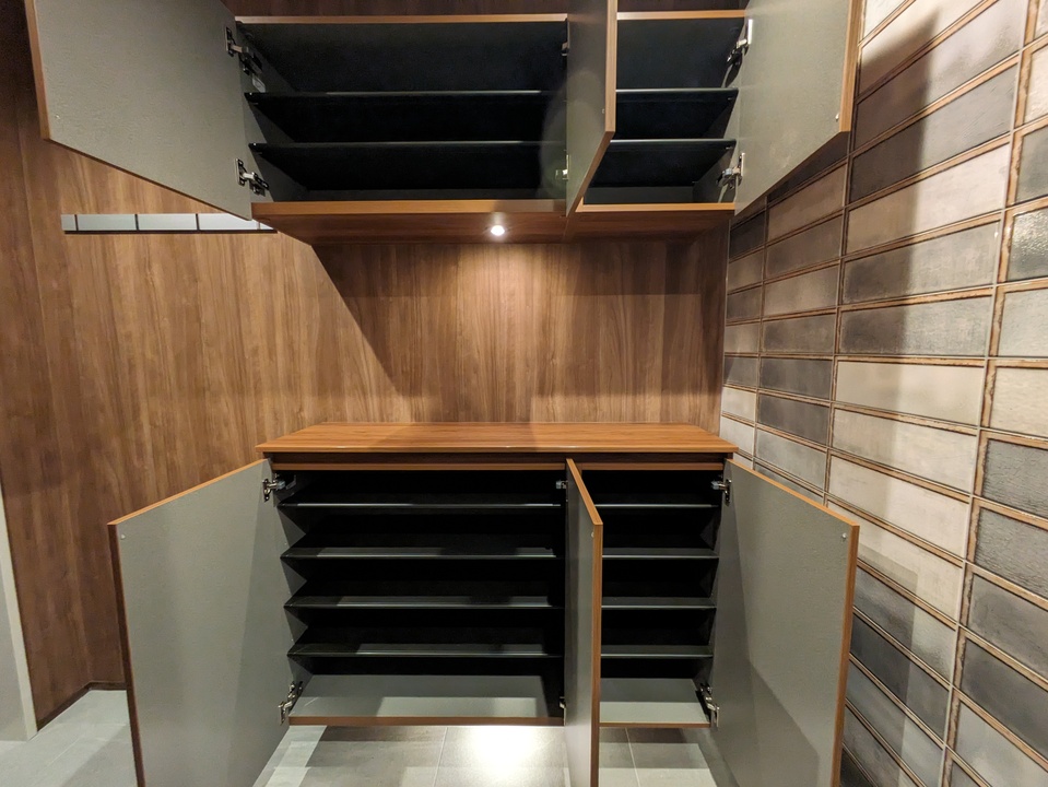 シューズボックス