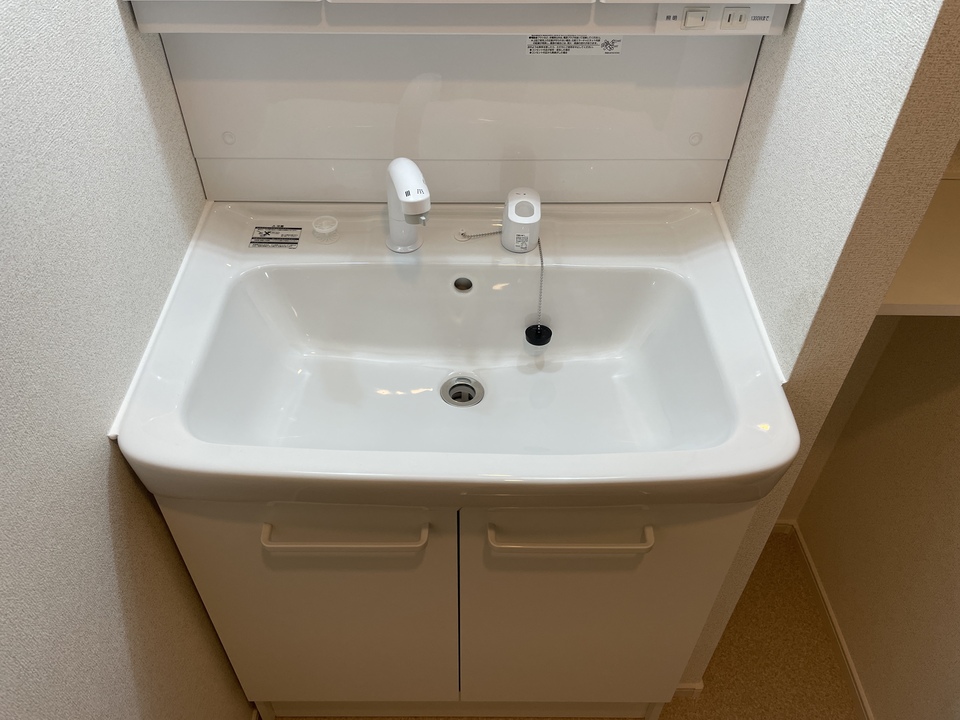 シャワー付洗面化粧台
