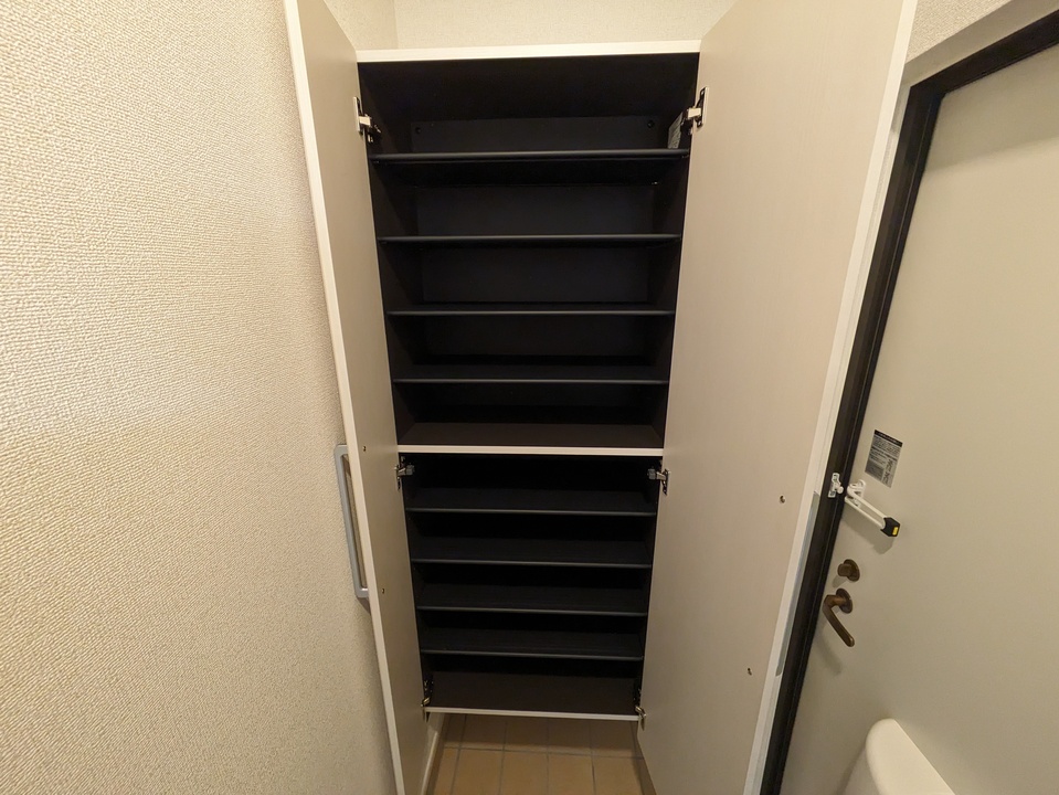 シューズボックス