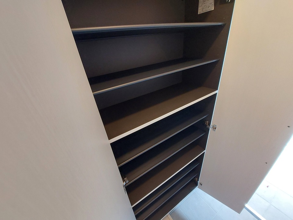 シューズボックス