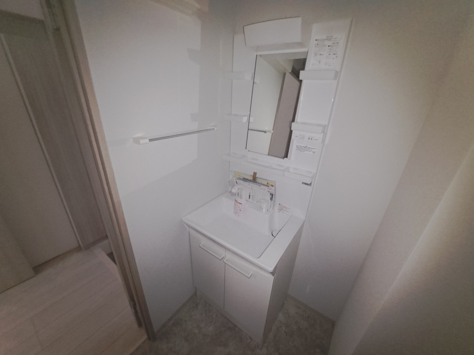 シャワー付洗面化粧台