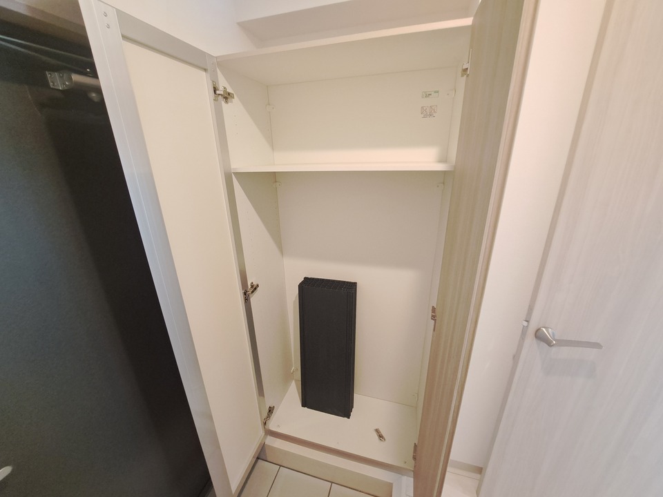 シューズボックス