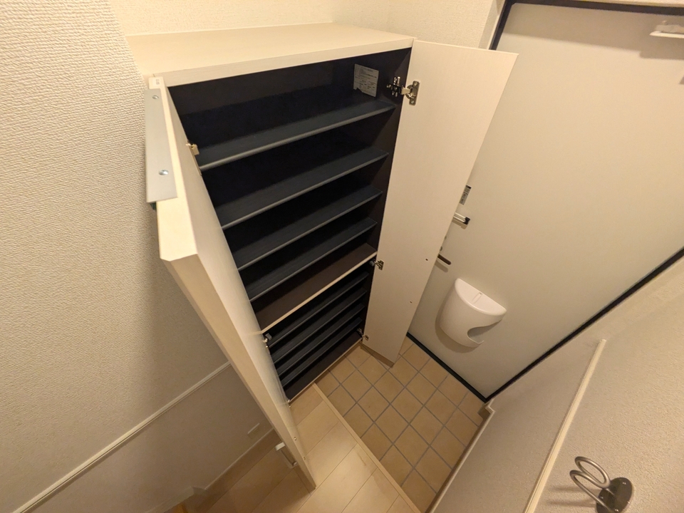 シューズボックス