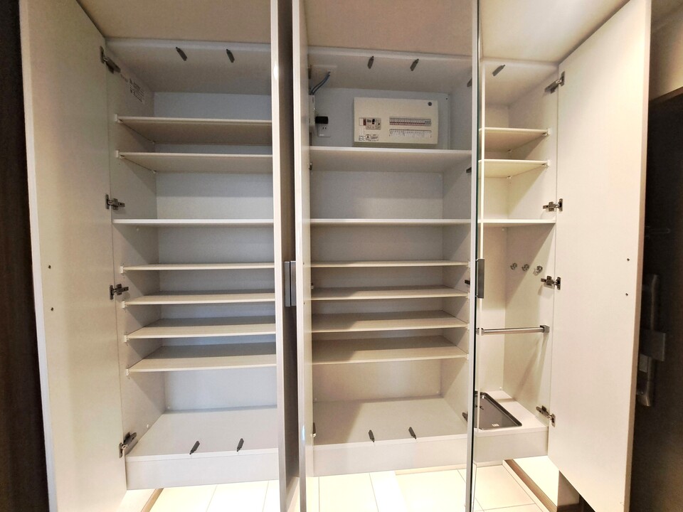 シューズボックス