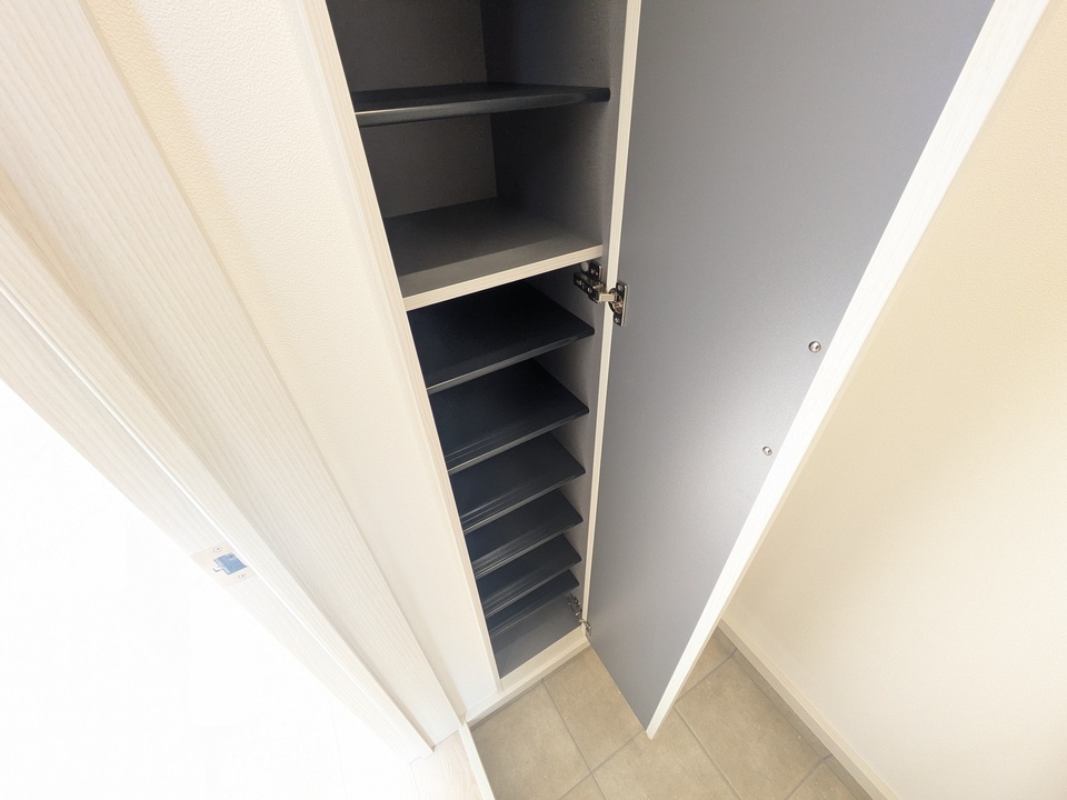 シューズボックス