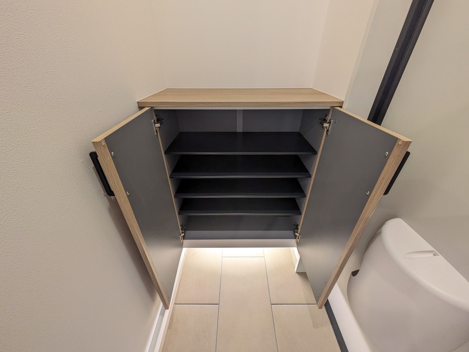 シューズボックス