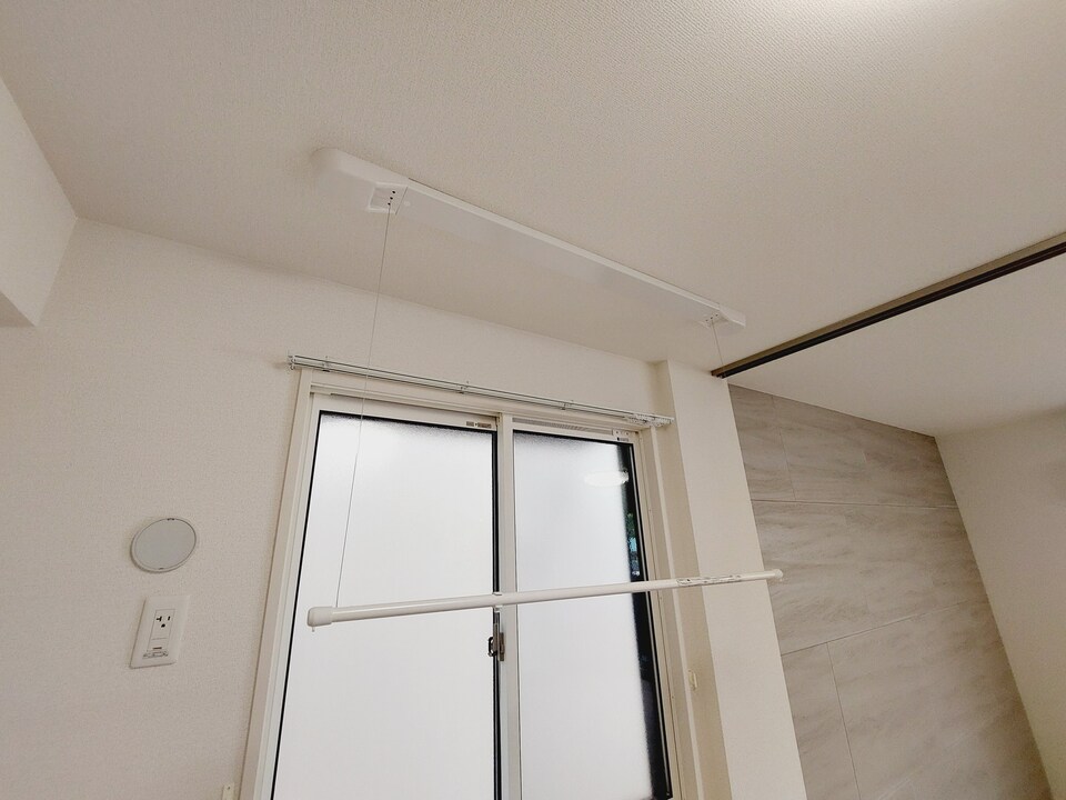 室内物干しユニット