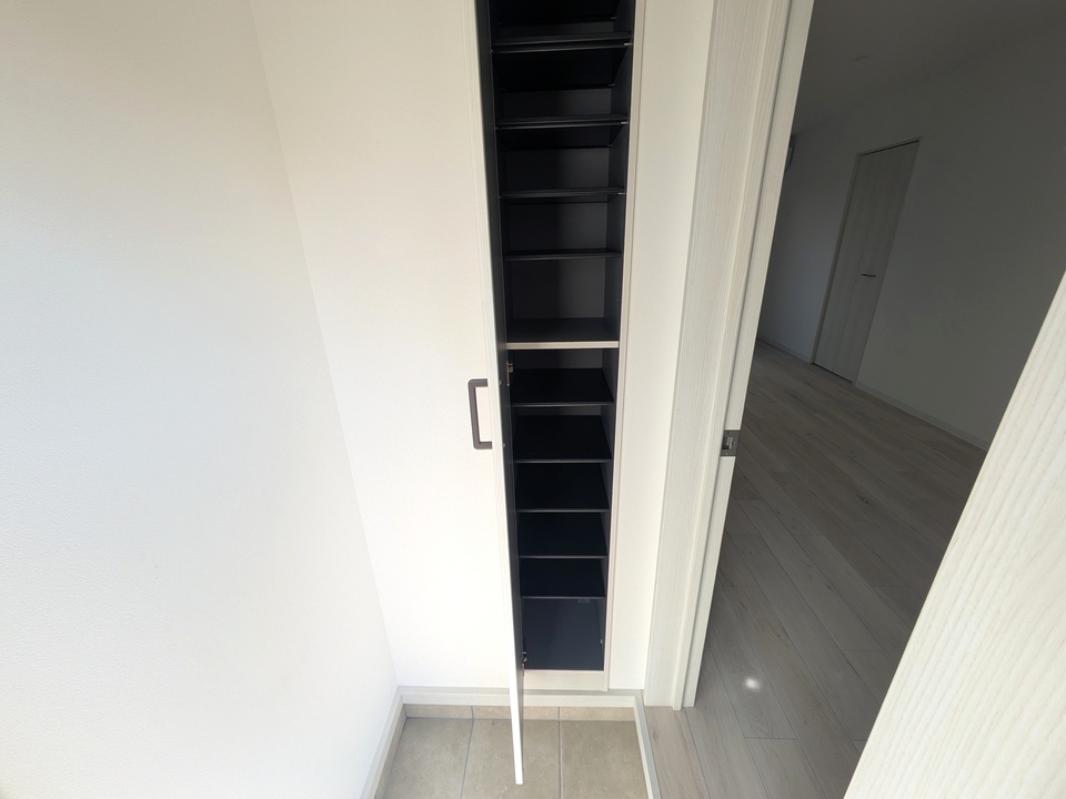 シューズボックス