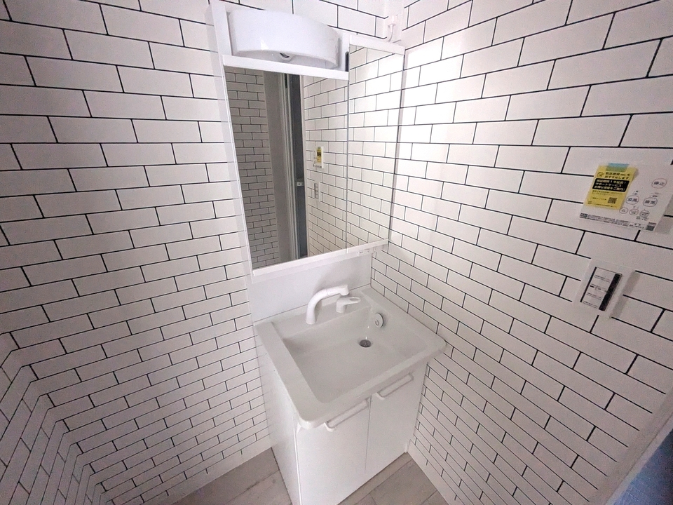 シャワー付洗面化粧台