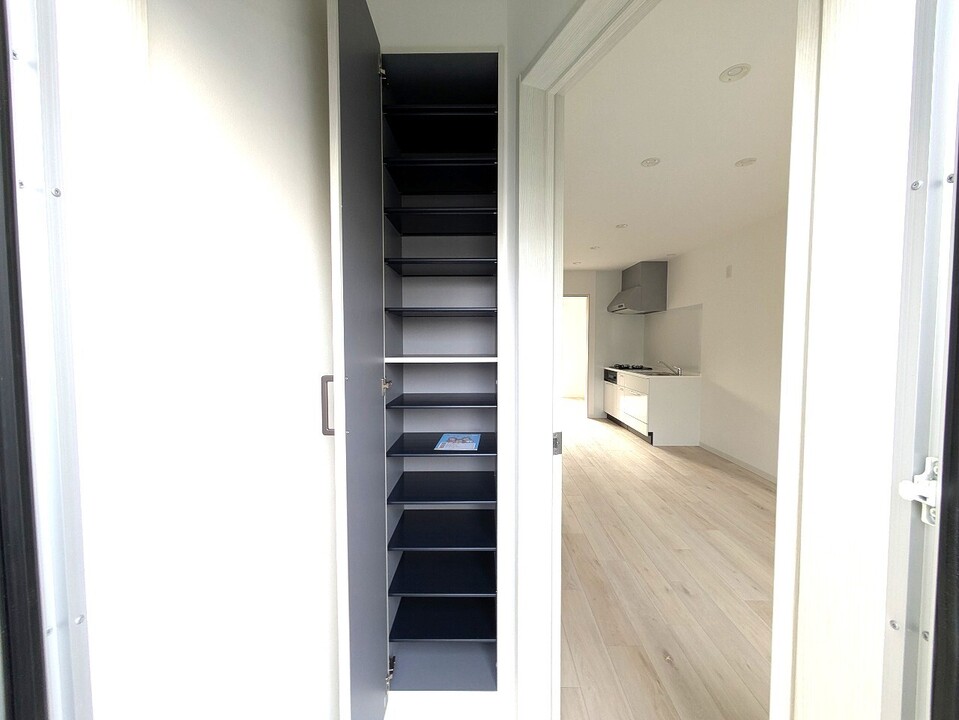 シューズボックス