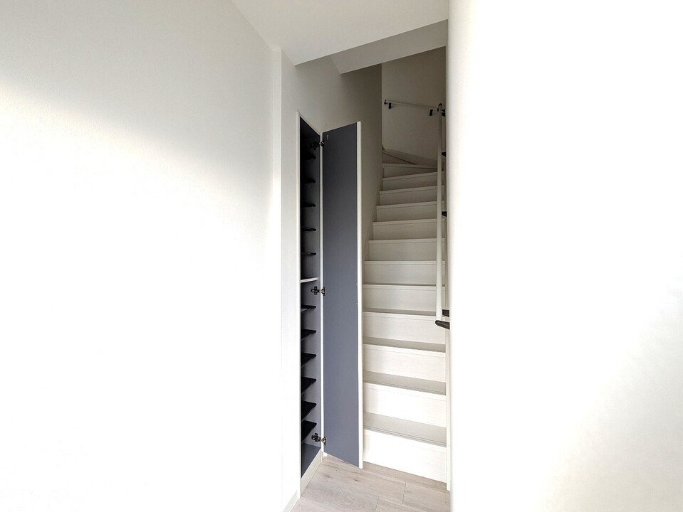 シューズボックス