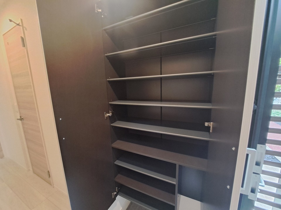 シューズボックス