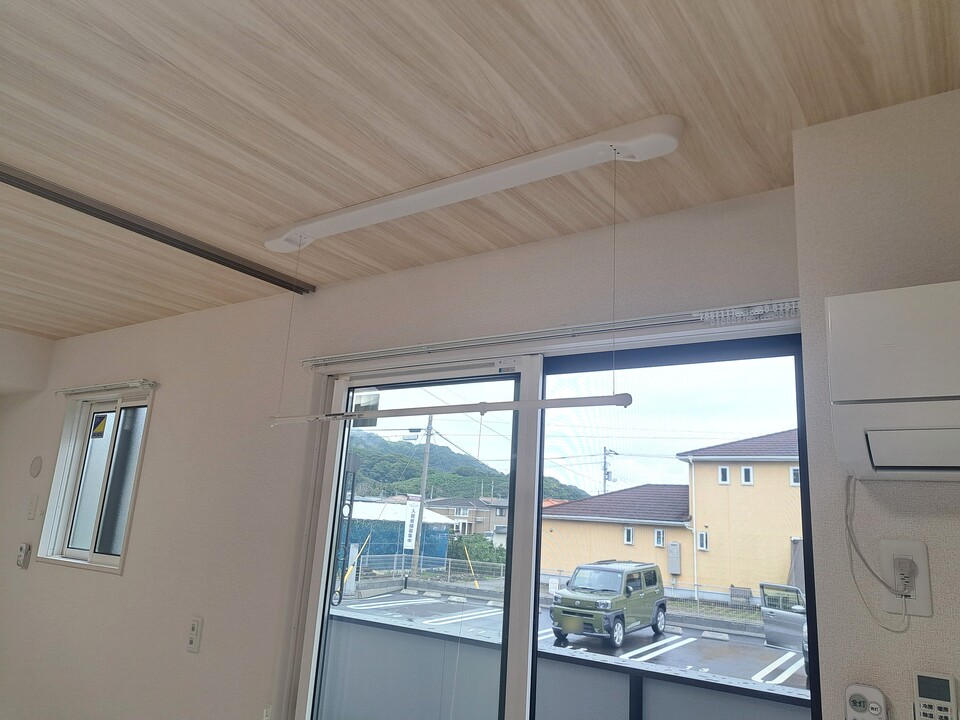 室内物干しユニット