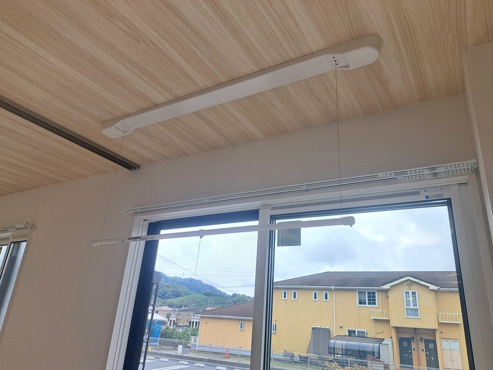 室内物干しユニット